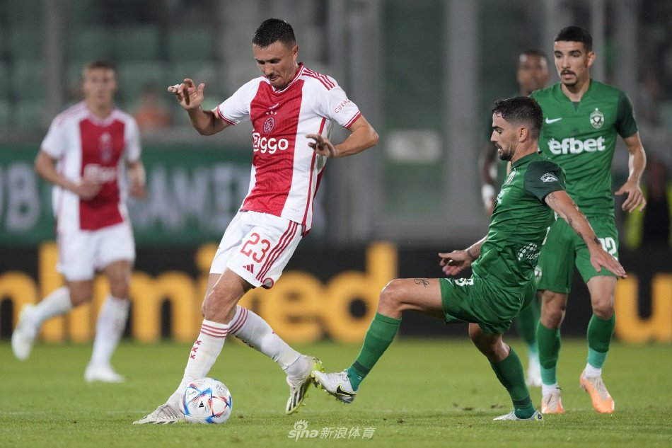 而是采用了 而是采用了